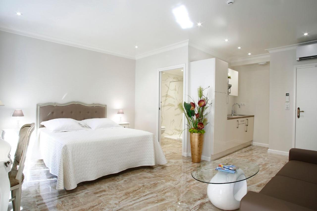 Le Magnolia Hotel Calvi  Exterior photo